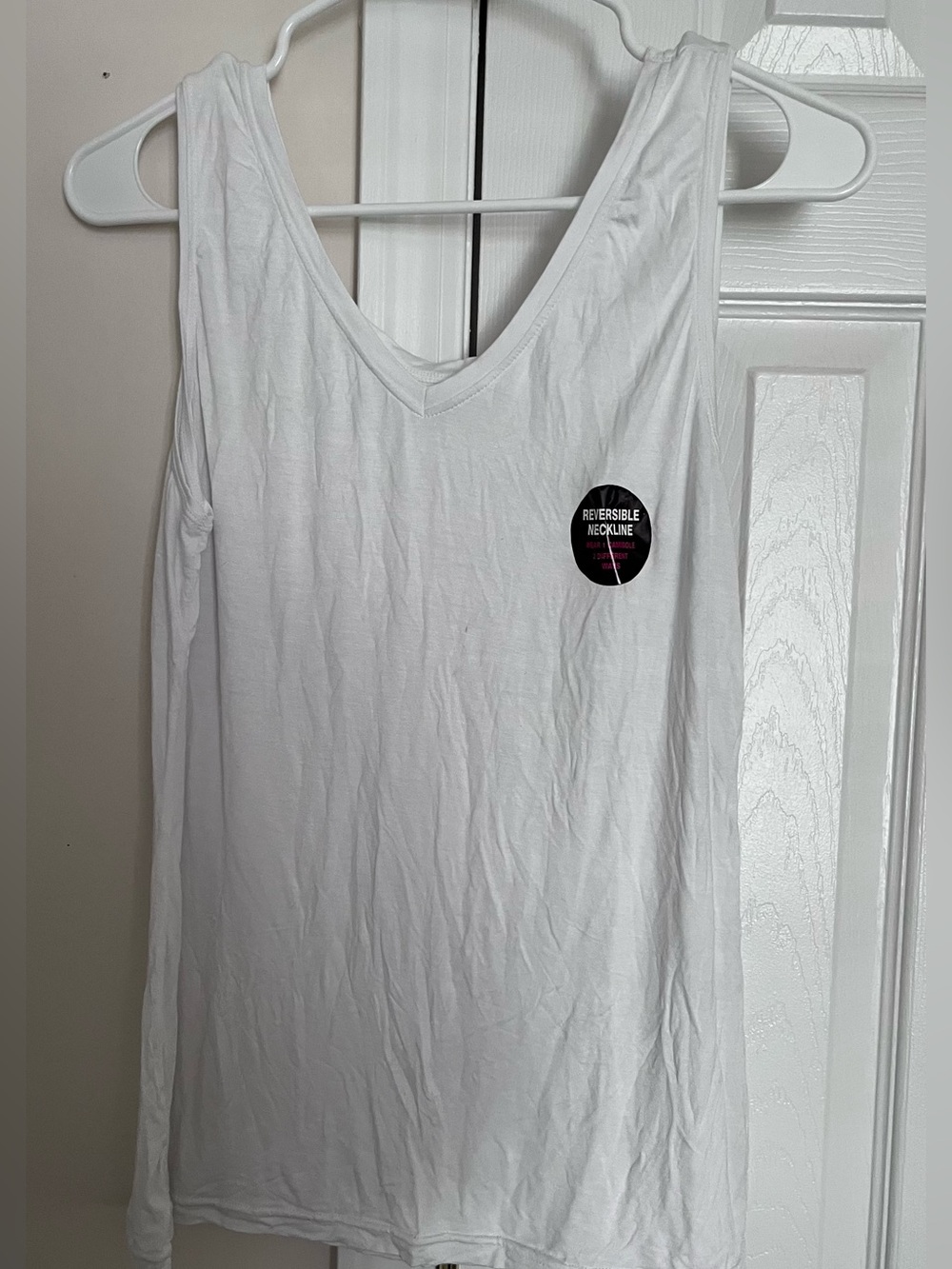 Cinema Etoile Reversible Neckline White Tank Top Size XL NWT